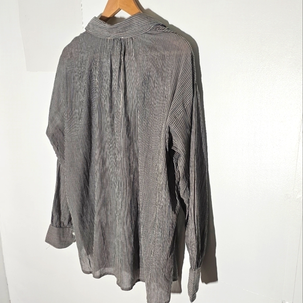 Easel Collared Button Closure Oversized Striped P… - image 6